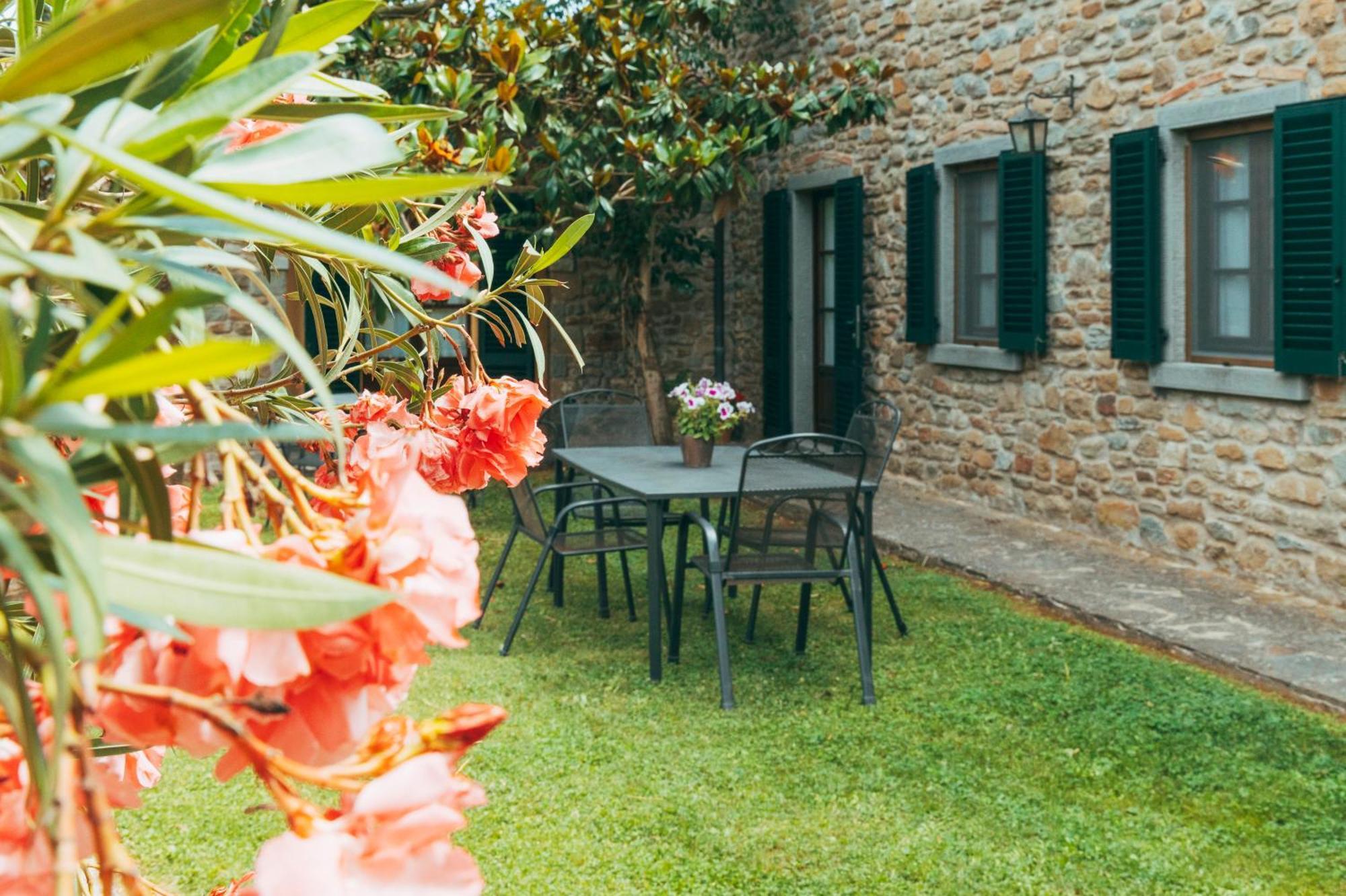 Agriturismo Il Borgo Cortona Exterior photo