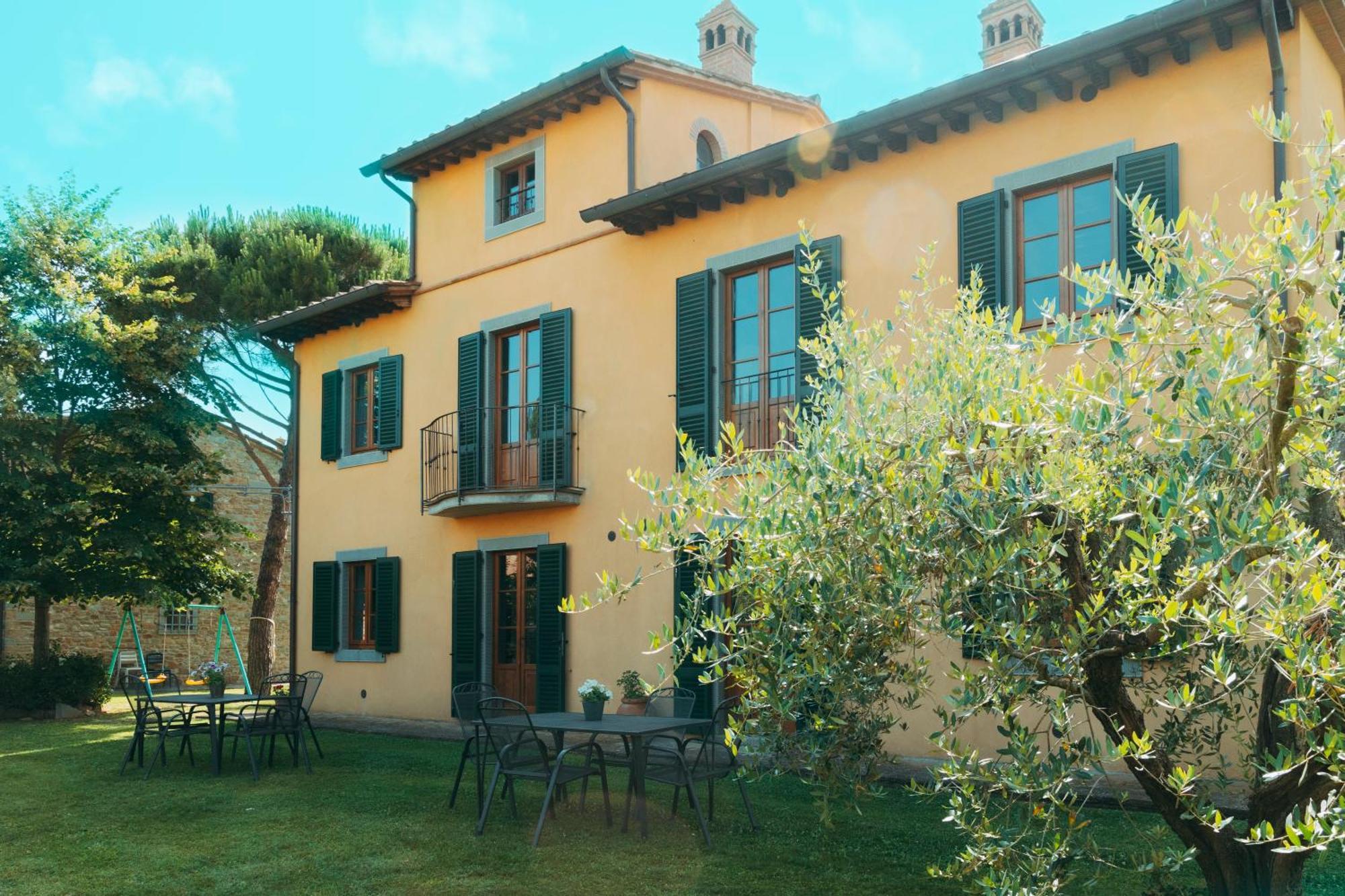 Agriturismo Il Borgo Cortona Exterior photo