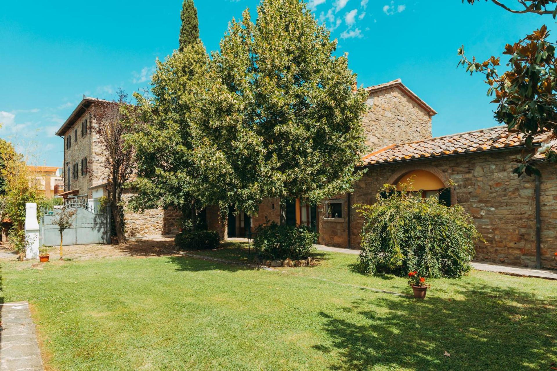 Agriturismo Il Borgo Cortona Exterior photo